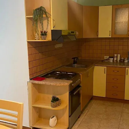 Appartement Myslym Shyri,tirane *